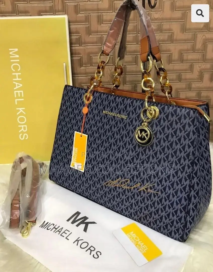 Original Mk Ladies Handbag With a Strap