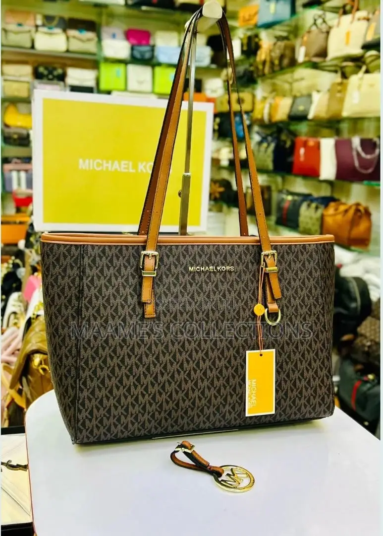 Original Mk Ladies Handbag With a Strap