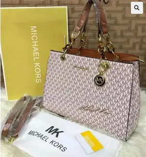Original Mk Ladies Handbag With a Strap
