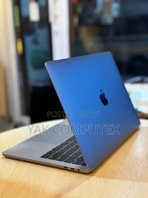 Laptop Apple MacBook Pro 2018 16GB Intel Core I5 SSD 512GB