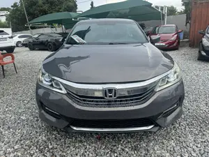 Photo - Honda Accord Sport SE 4dr Sedan FWD (2.4L 4cyl 2A) 2017 Gray