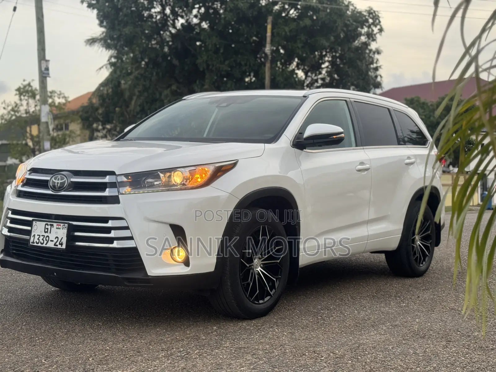 Toyota Highlander Limited Platinum 2019 White
