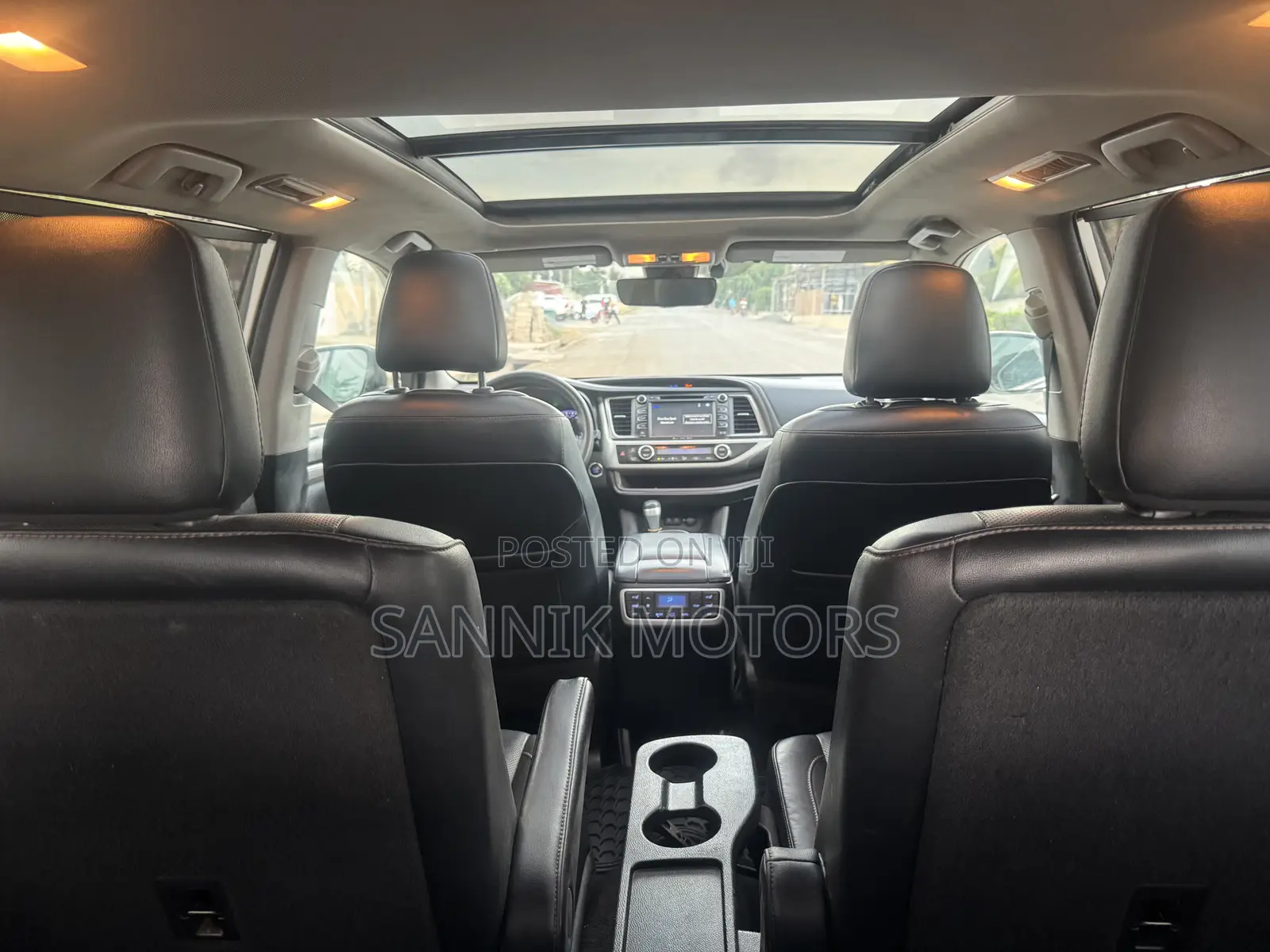 Toyota Highlander Limited Platinum 2019 White