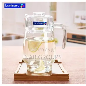1.6l Glass Pitcher