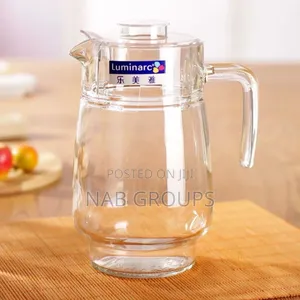 1.6l Glass Pitcher