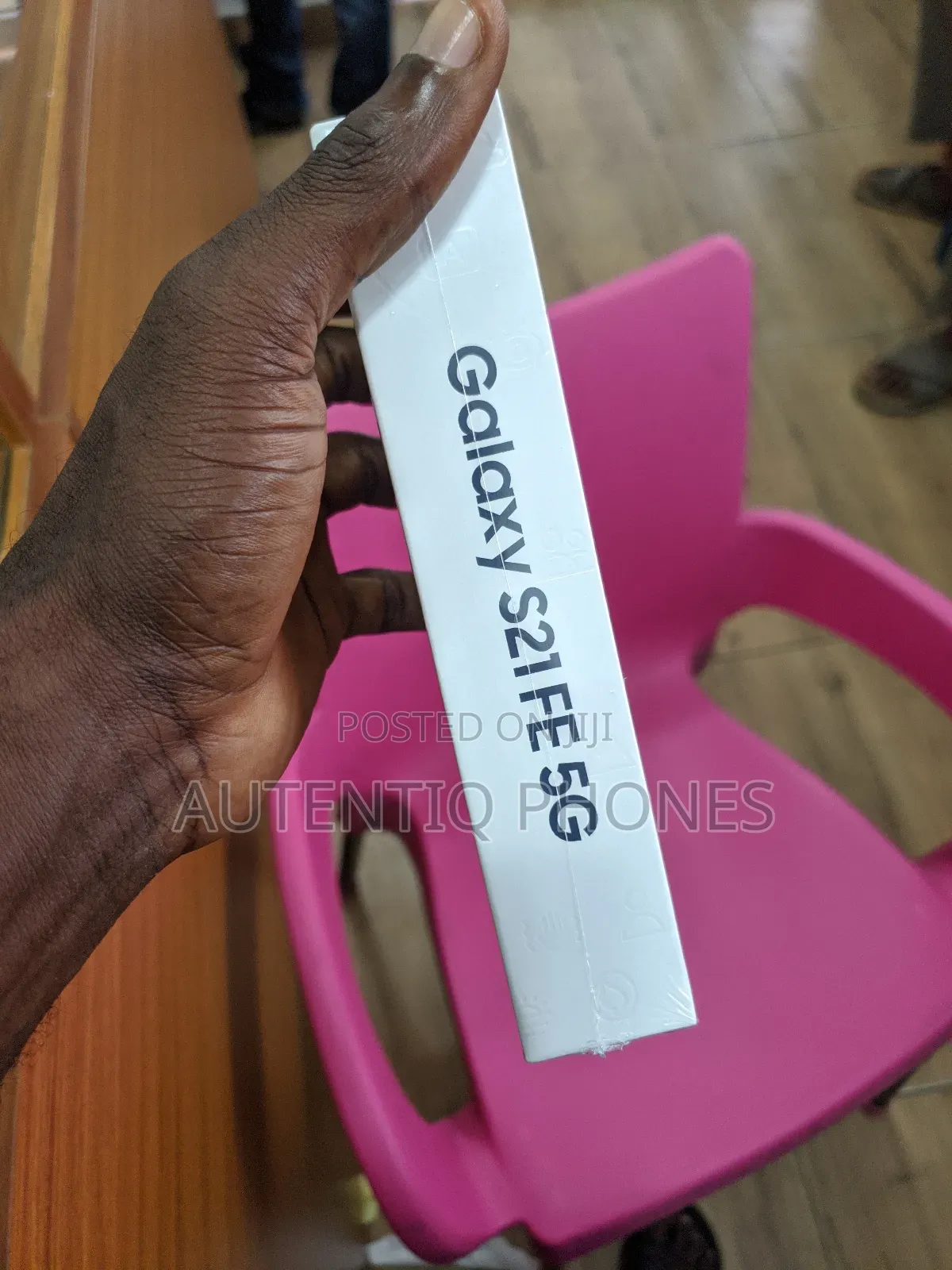 New Samsung Galaxy S21 FE 5G 128 GB Black