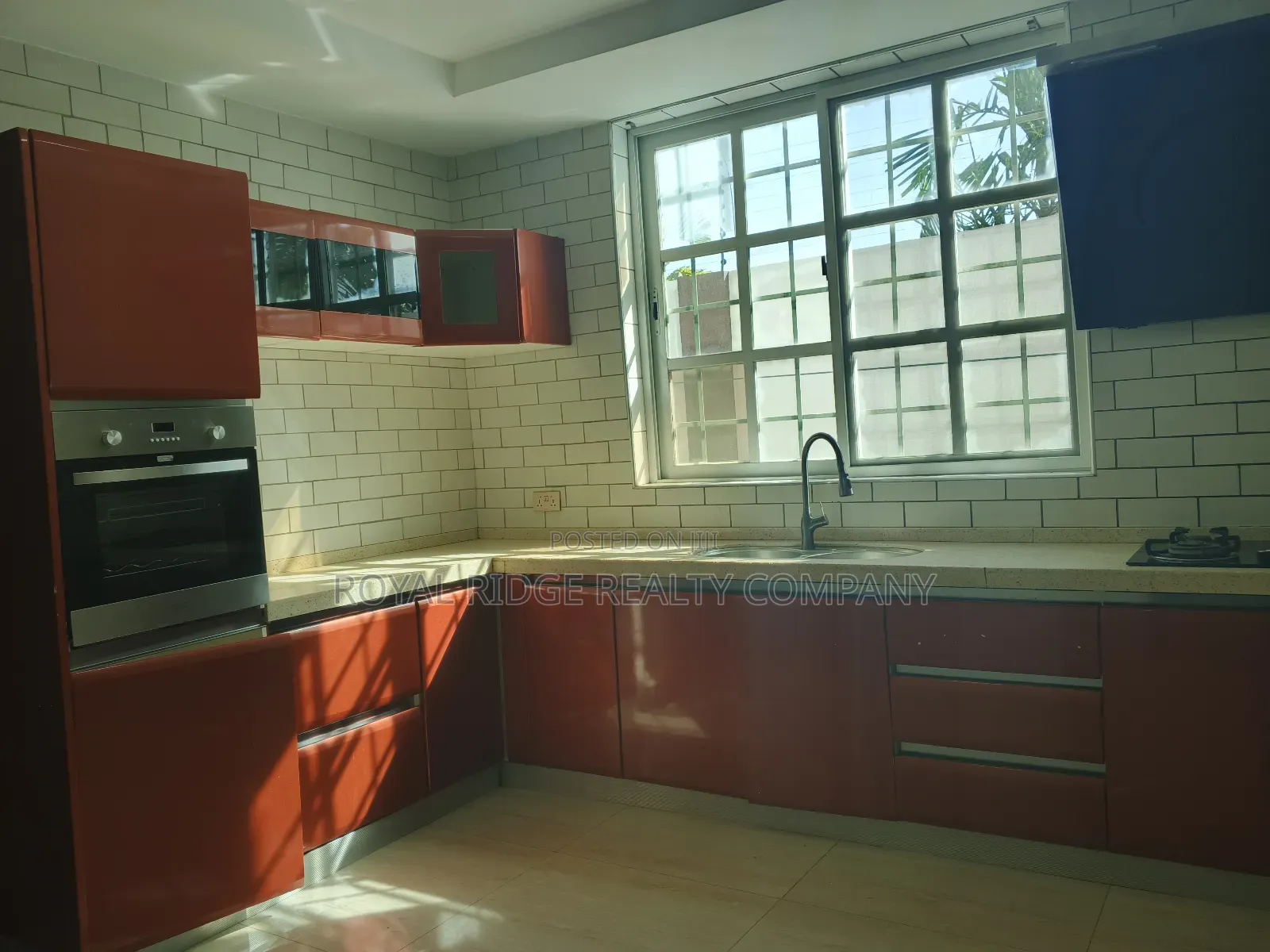 3bdrm House in East Airport, Accra Metropolitan for rent