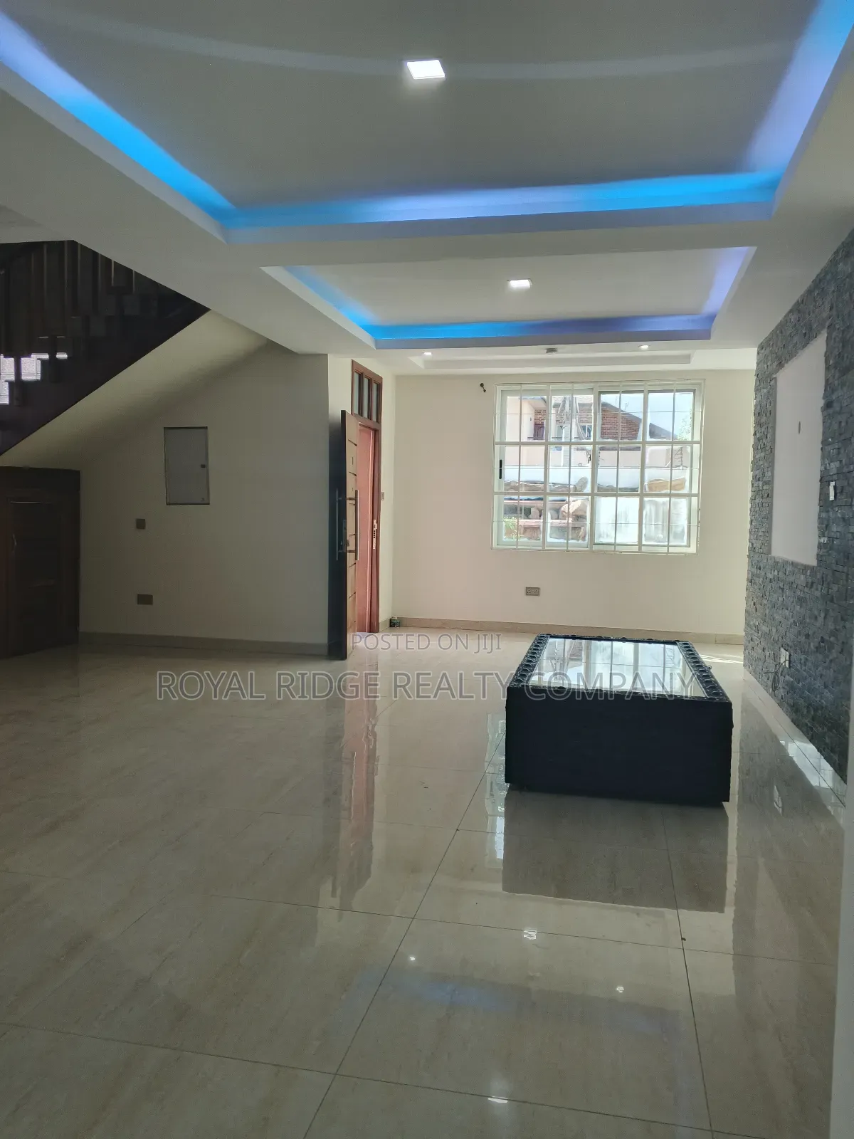 3bdrm House in East Airport, Accra Metropolitan for rent