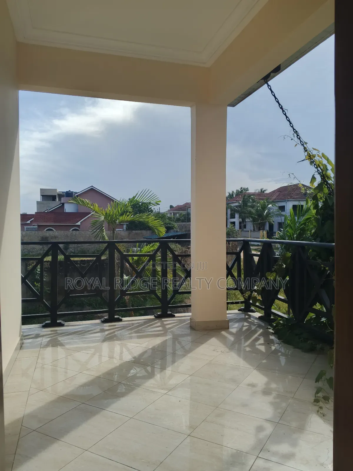 3bdrm House in East Airport, Accra Metropolitan for rent
