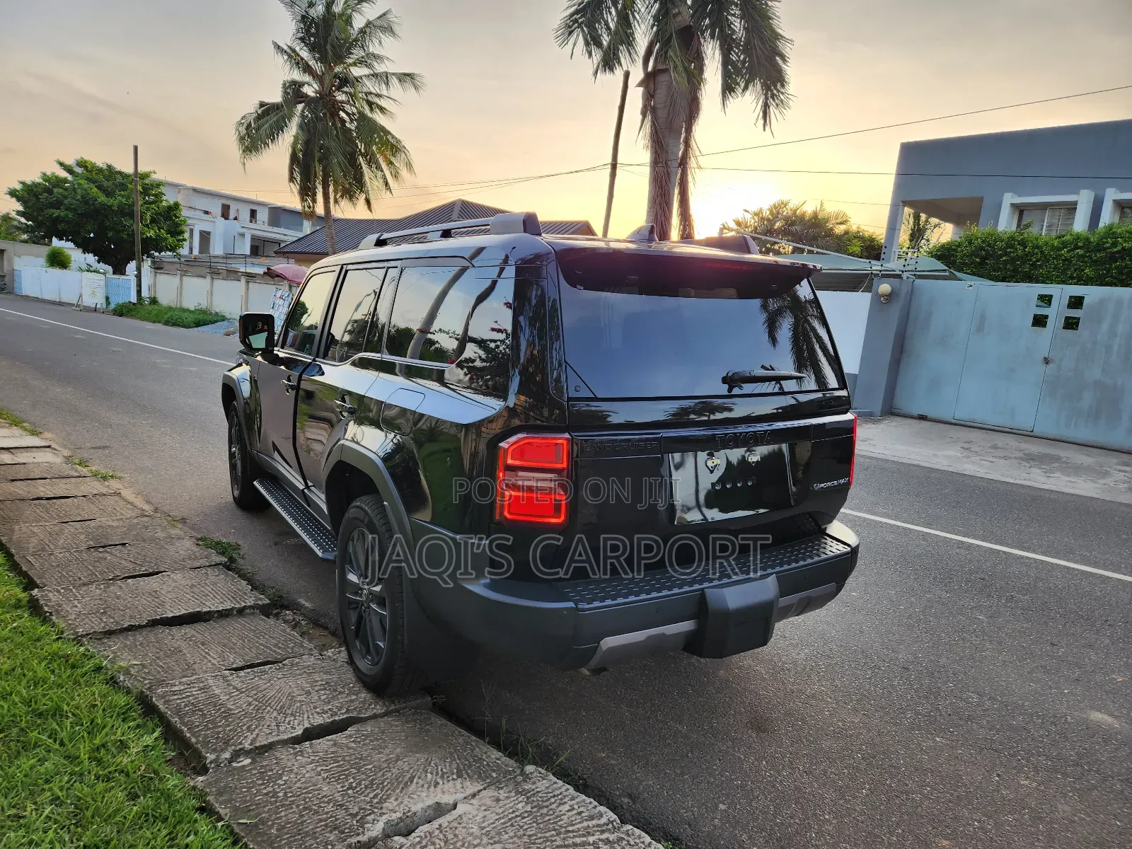 Toyota Land Cruiser 2024 Black