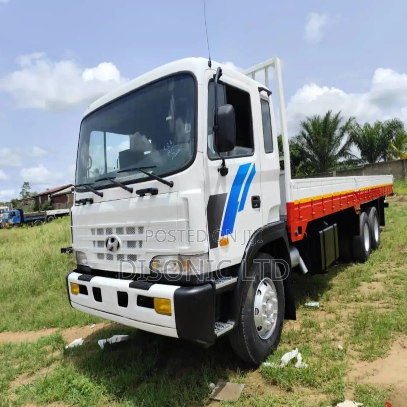 2010 Hyundai 14.5ton
Double Axle
87