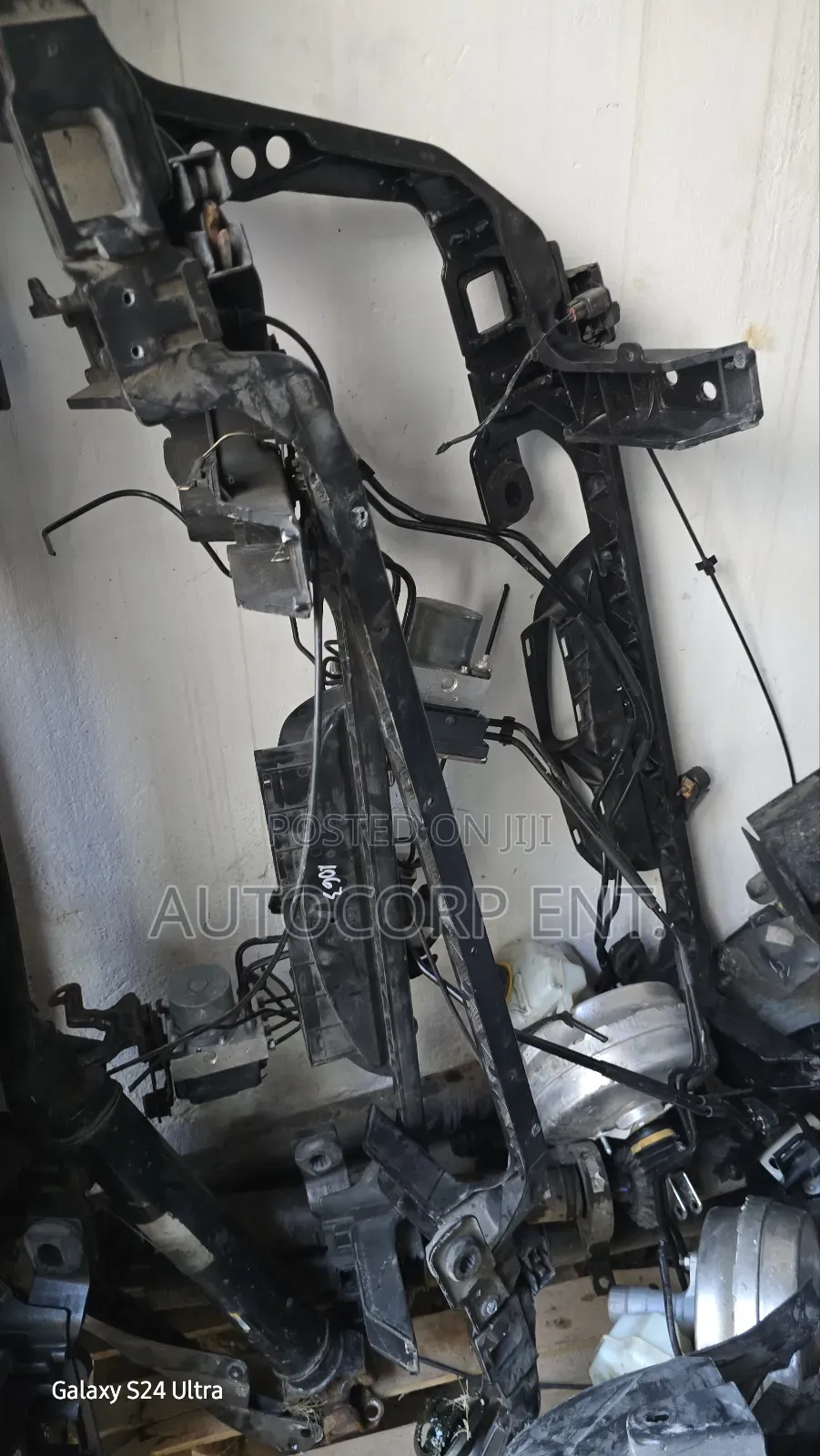 Jaguar F Pace / Xe Radiator Guide