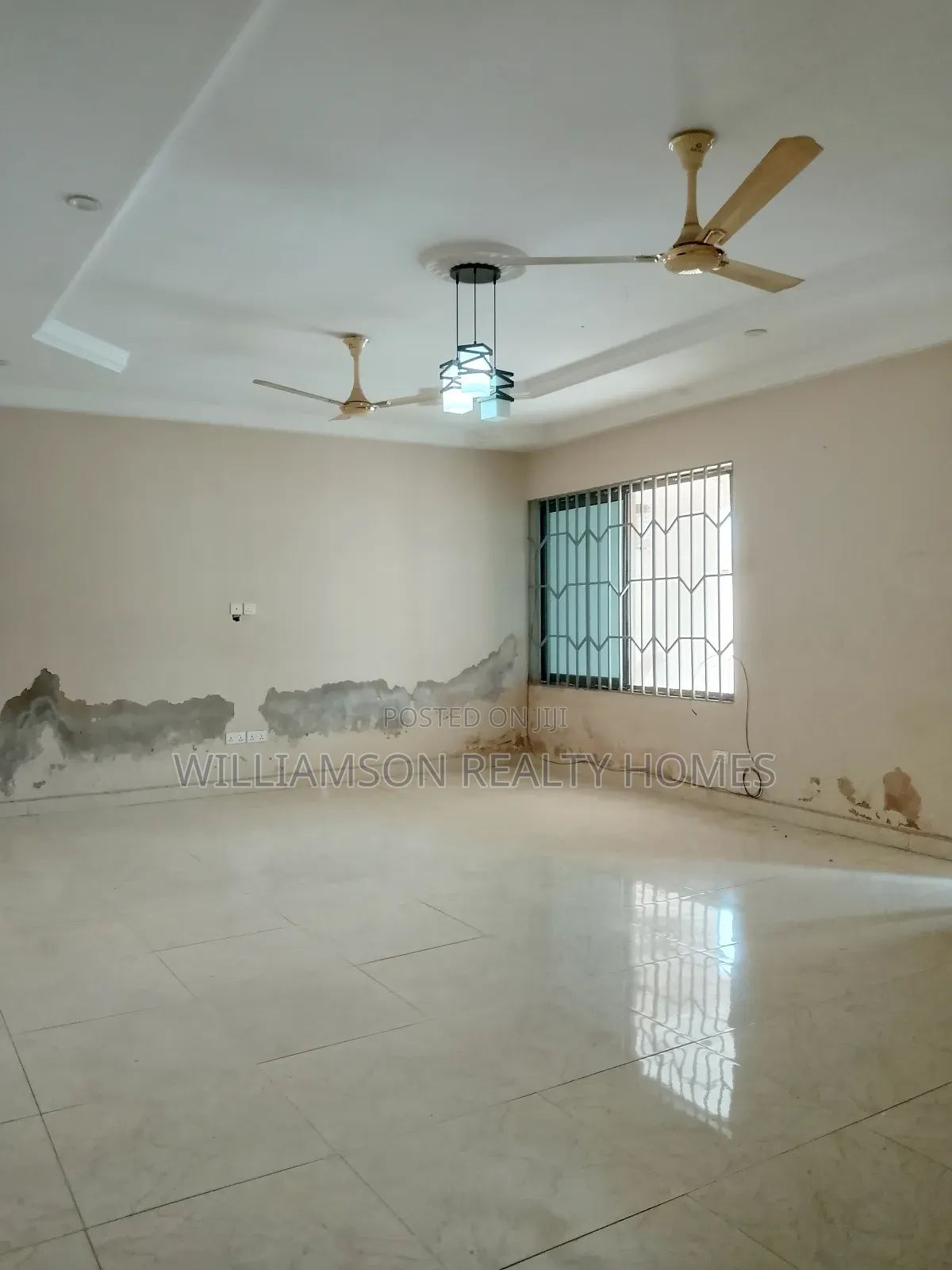 4bdrm House in Spintex Main Road for rent