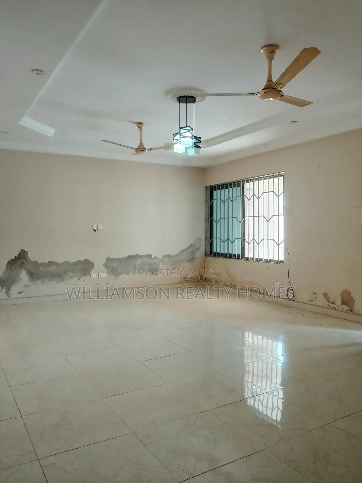 4bdrm House in Spintex Main Road for rent