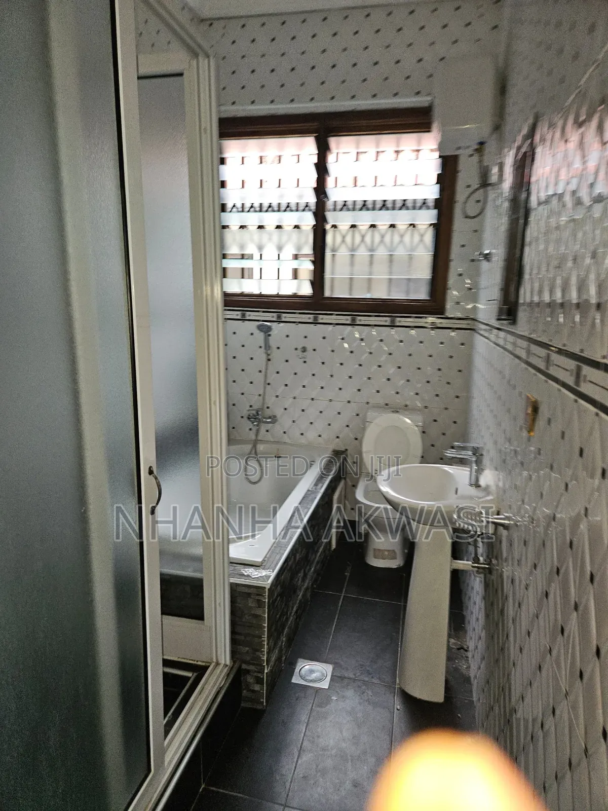 4bdrm House in Spintex, Tema Metropolitan for rent