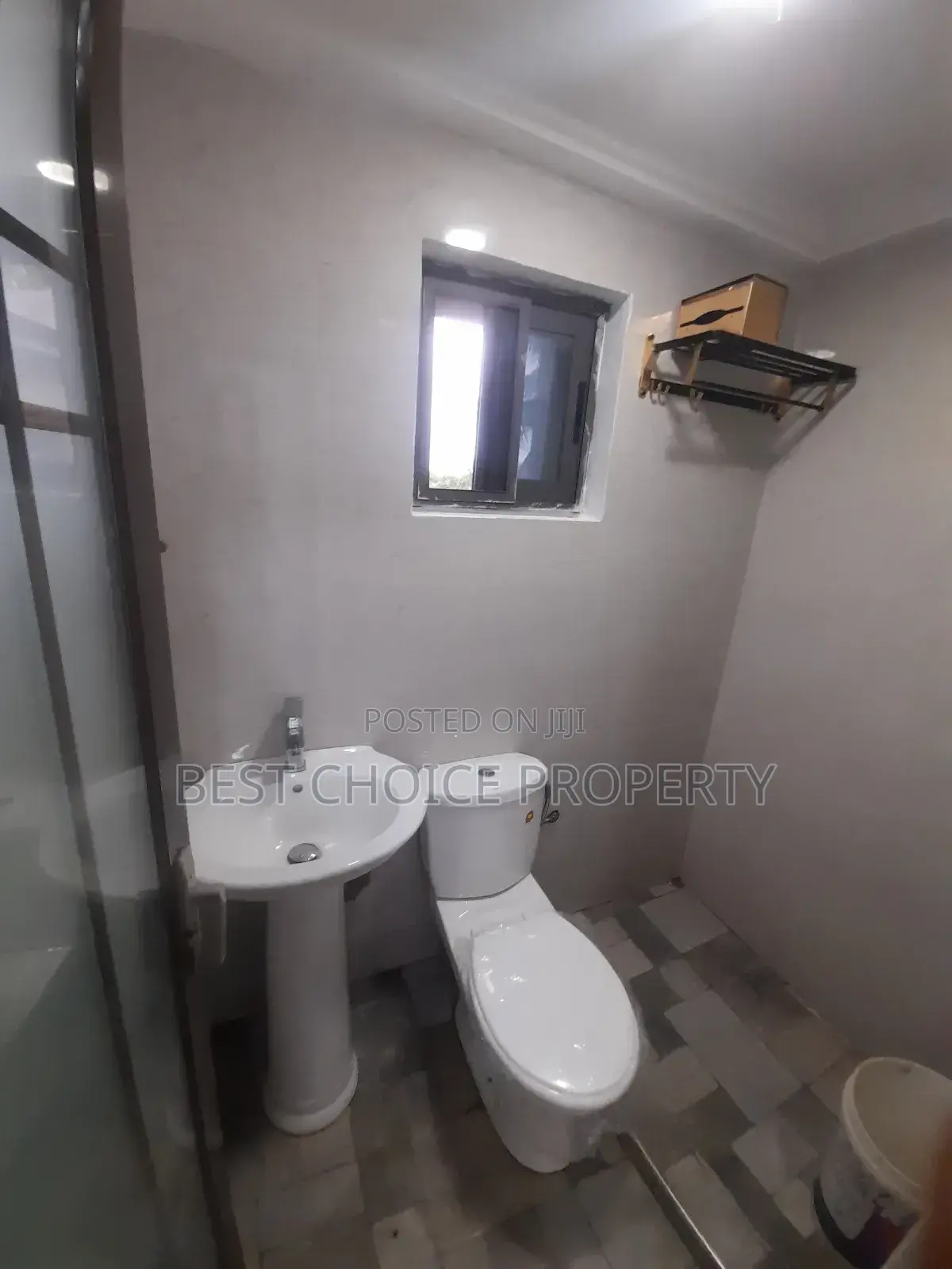 1bdrm Apartment in Aben Woha, Ashaley Botwe for rent