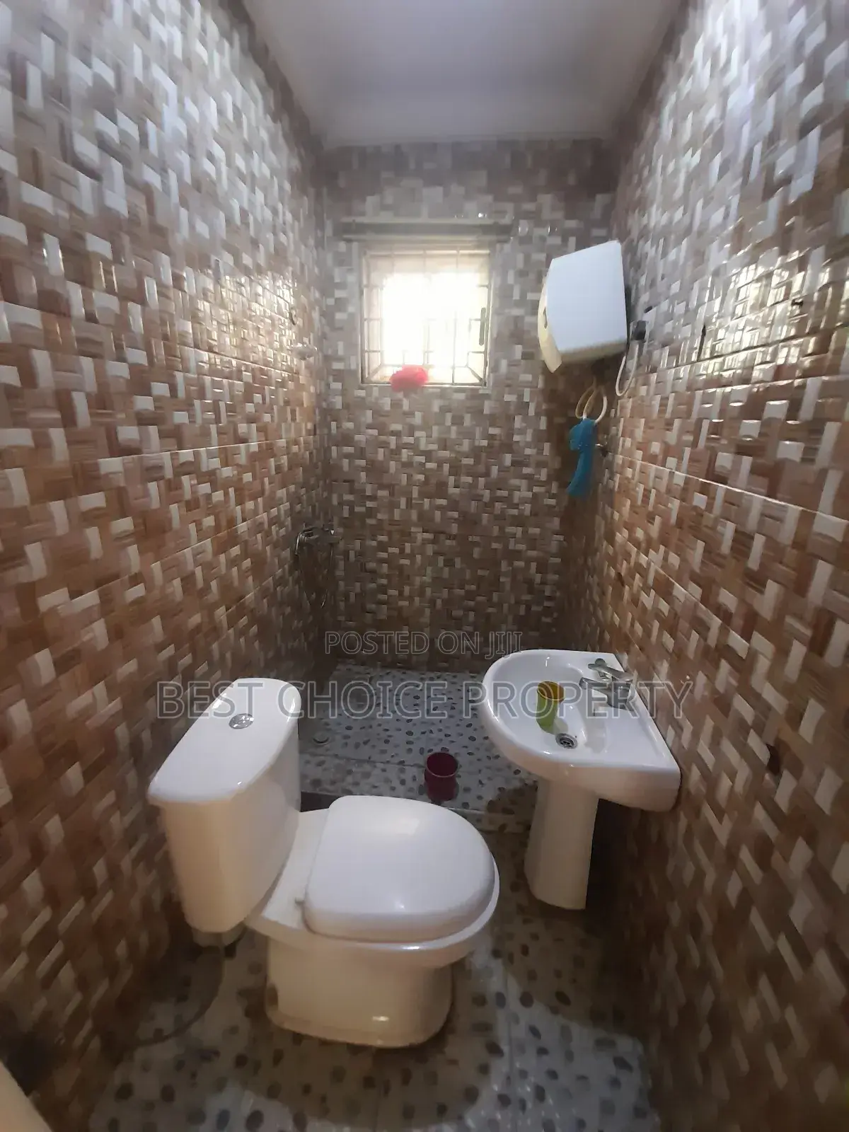 3bdrm Apartment in Commandos for rent