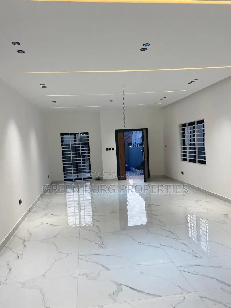 3bdrm House in Green, Oyarifa for sale