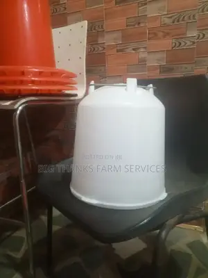 Poultry Feeders 3kg,6kg,10kg Etc