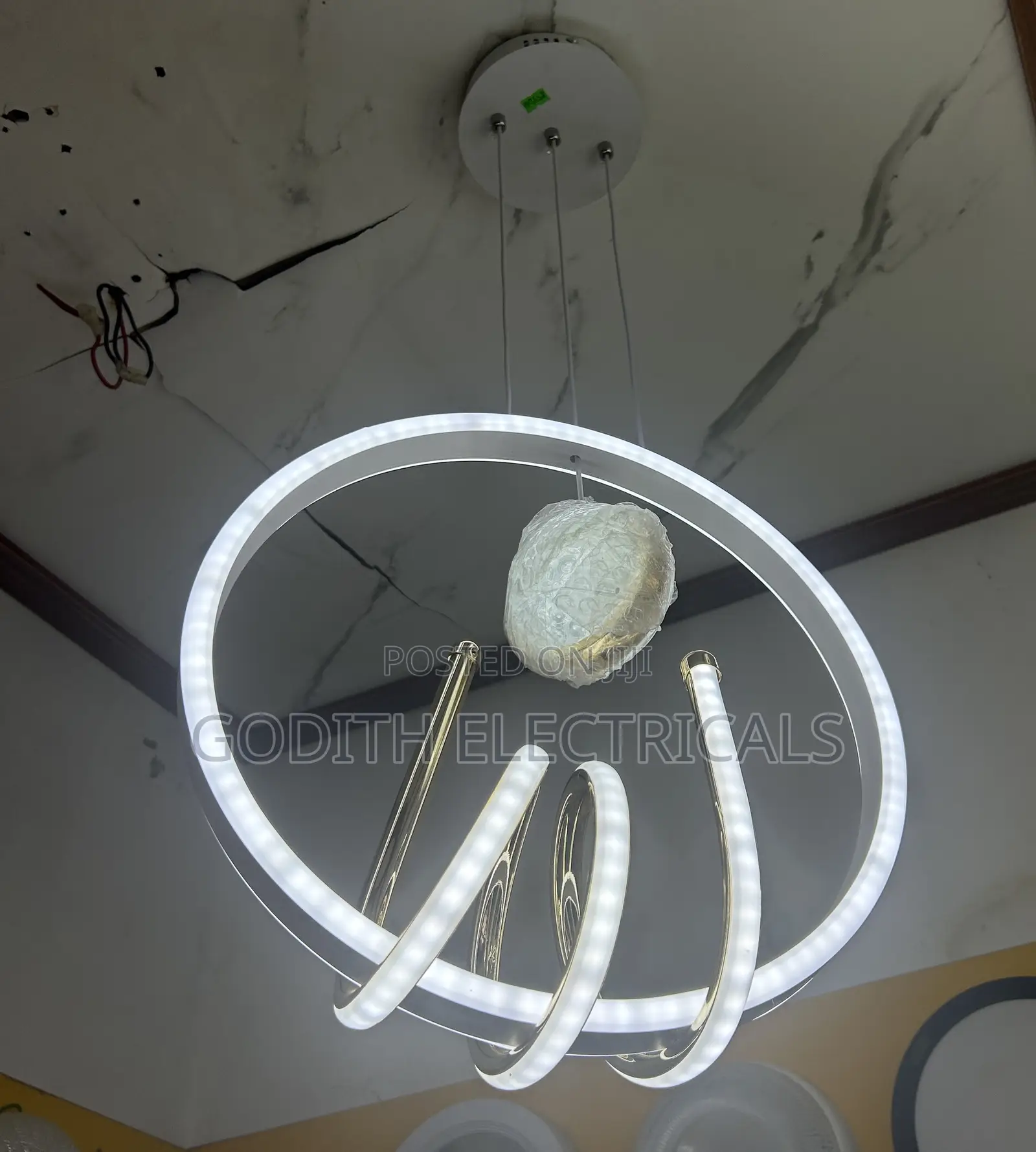 Pendant Light Tricolor