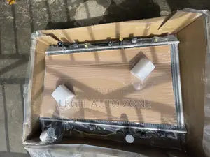 Toyota Venza 2010,2012,2015,2014, Radiator Tank Available