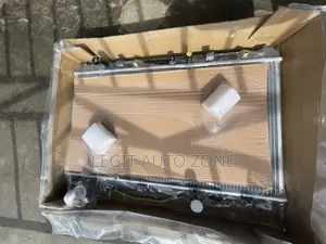 Toyota Venza 2010,2012,2015,2014, Radiator Tank Available