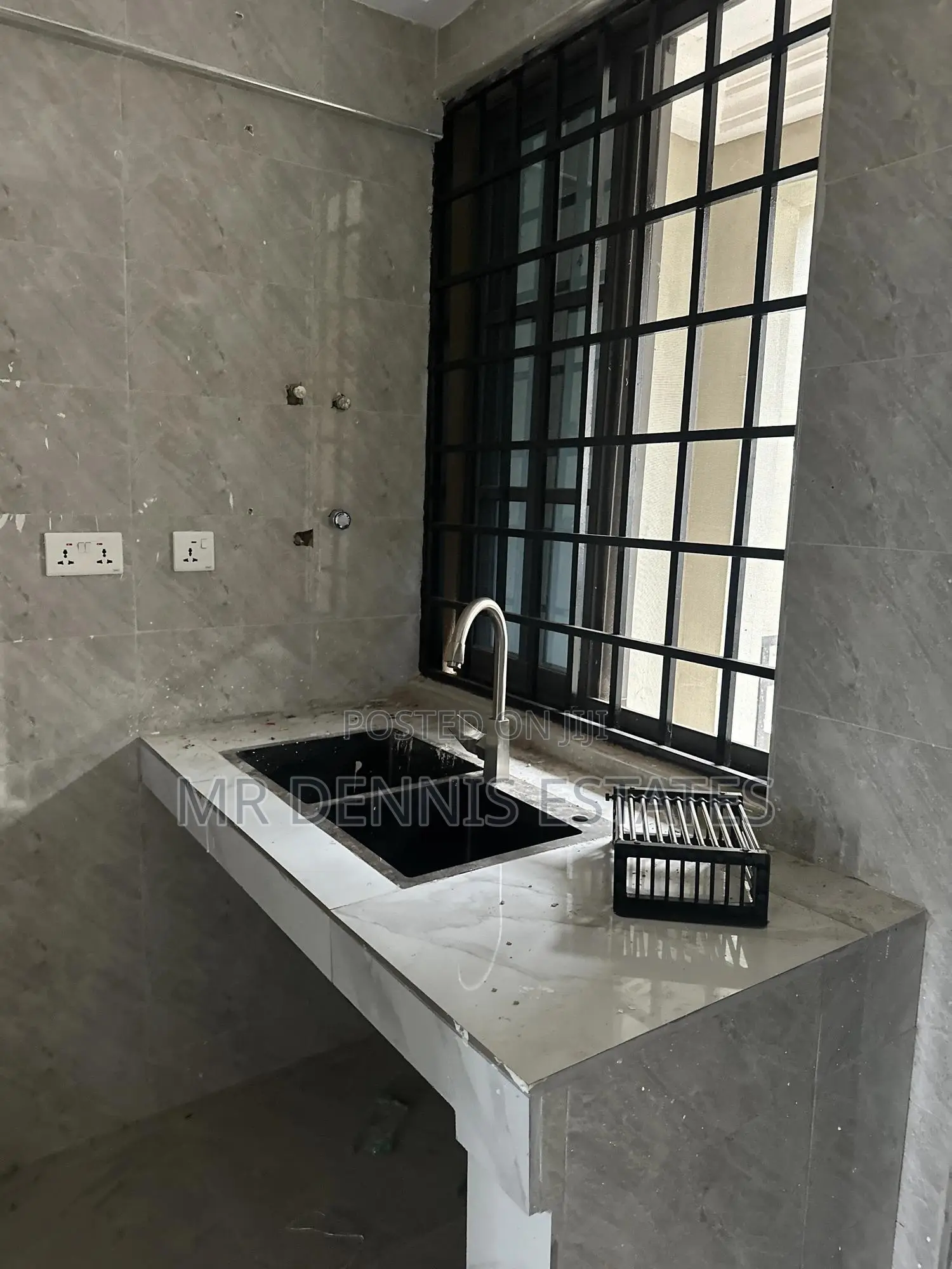 1bdrm Room & Parlour in Westhills Mall for rent