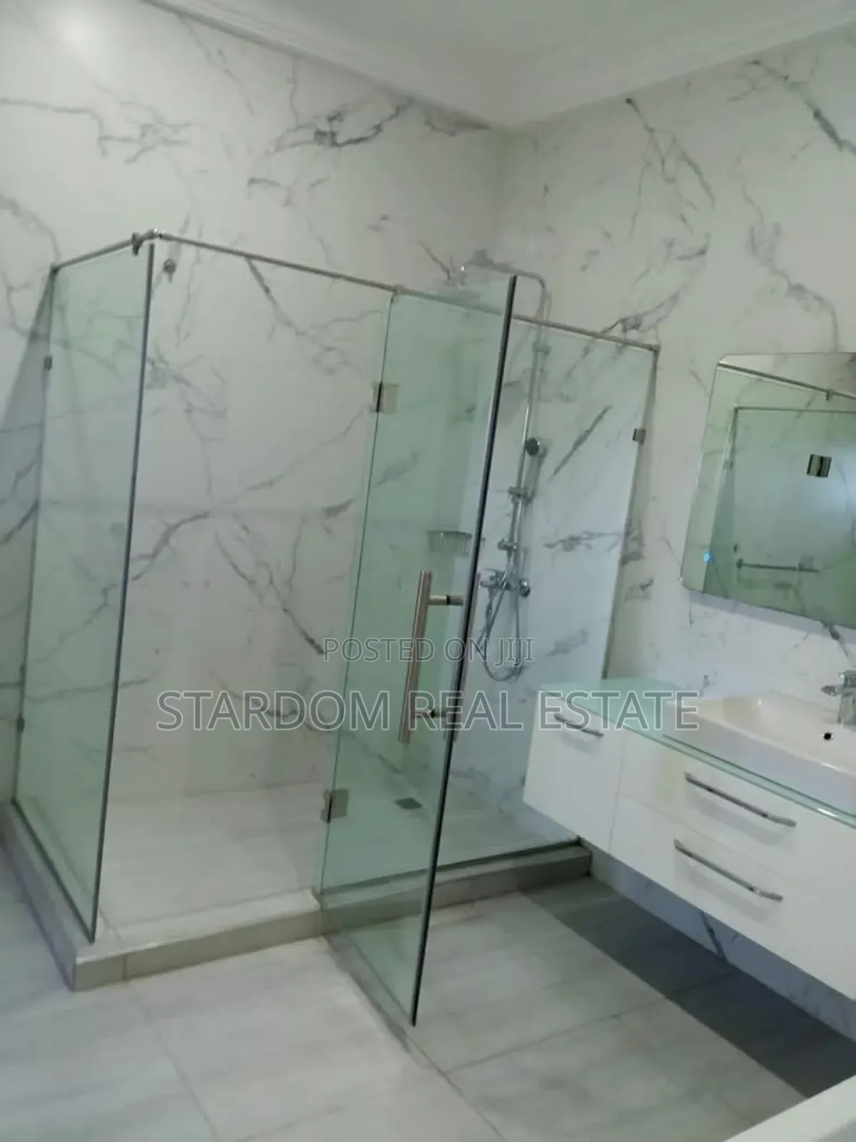 4bdrm Townhouse / Terrace in East Airport, Spintex for rent