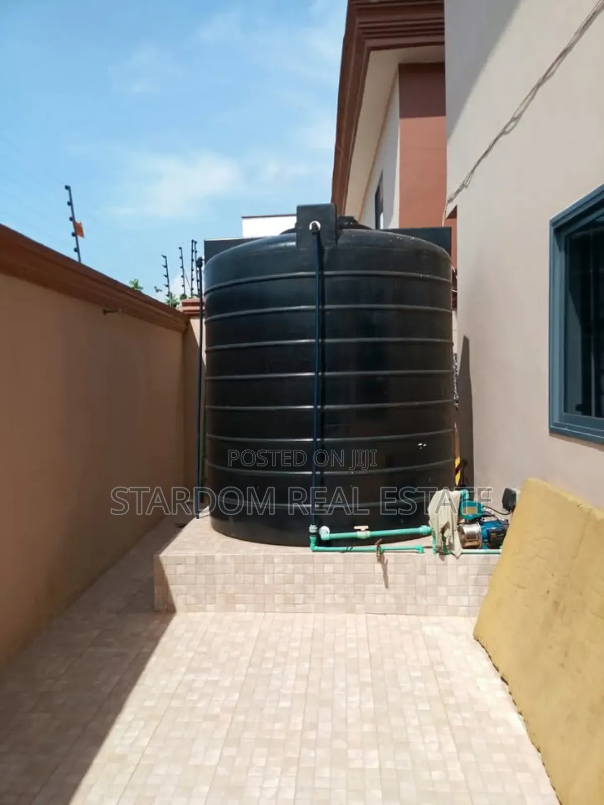 4bdrm Townhouse / Terrace in East Airport, Spintex for rent
