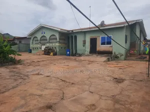 5bdrm House in Nyankyerenyease, Kumasi Metropolitan for sale
