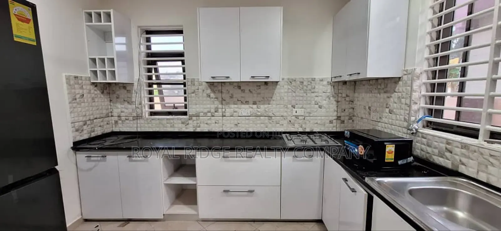 3bdrm Townhouse / Terrace in Spintex Sakumono, Accra Metropolitan