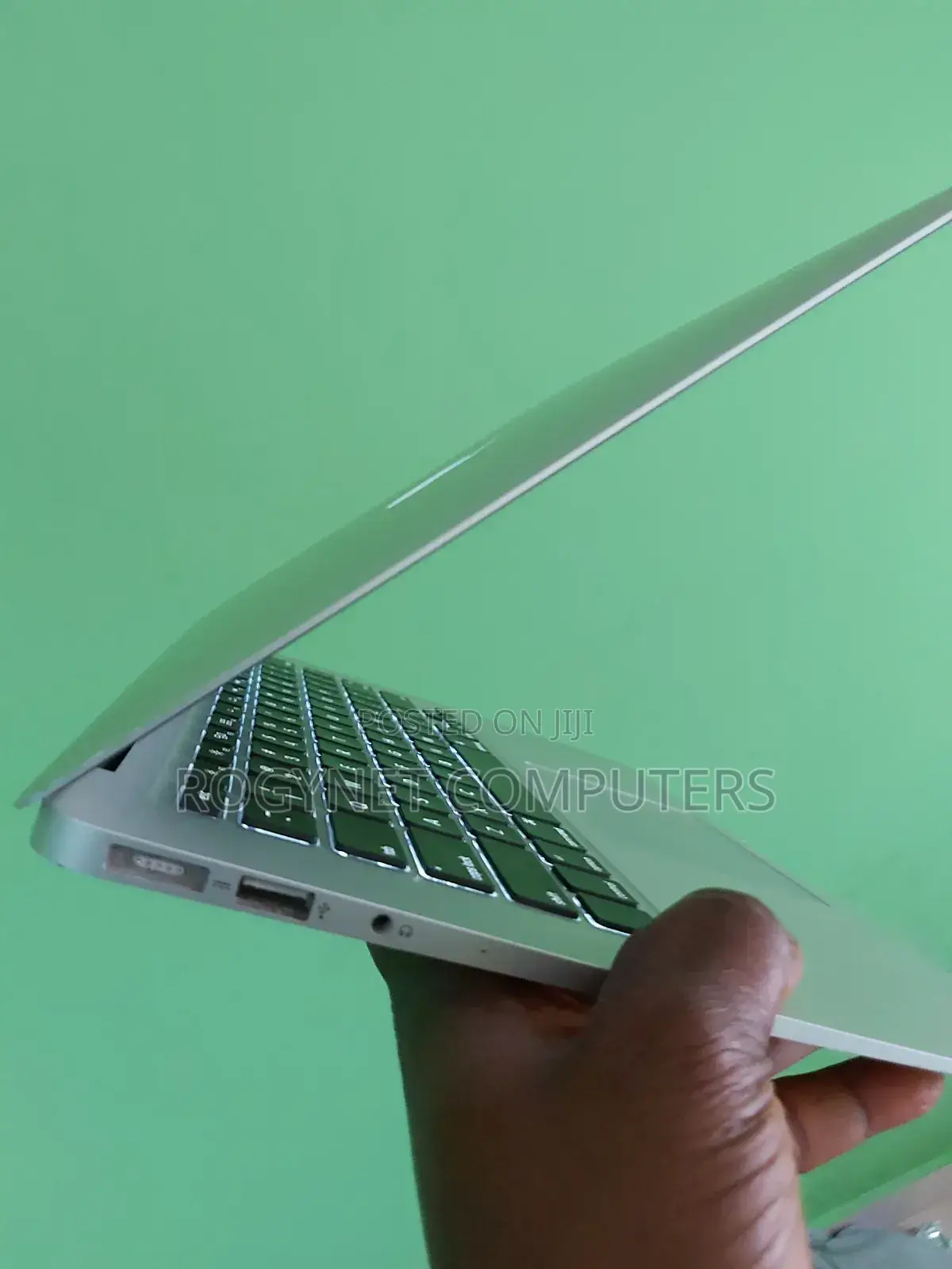 Laptop Apple MacBook Air 2015 8GB Intel Core i7 SSD 256GB