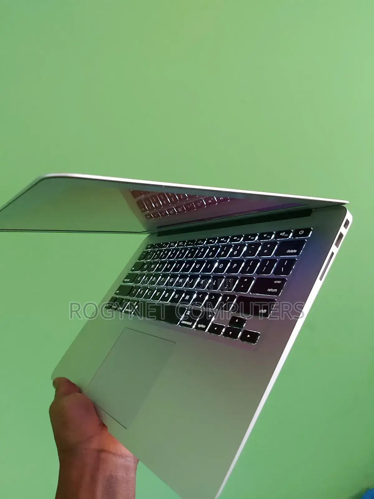 Laptop Apple MacBook Air 2015 8GB Intel Core i7 SSD 256GB