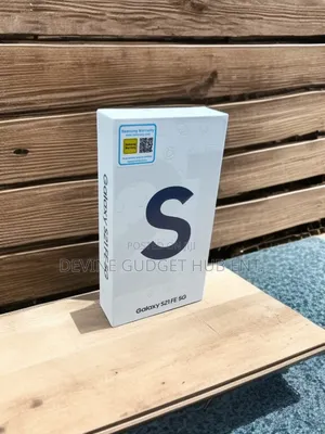 New Samsung Galaxy S21 FE 5G 128 GB Silver