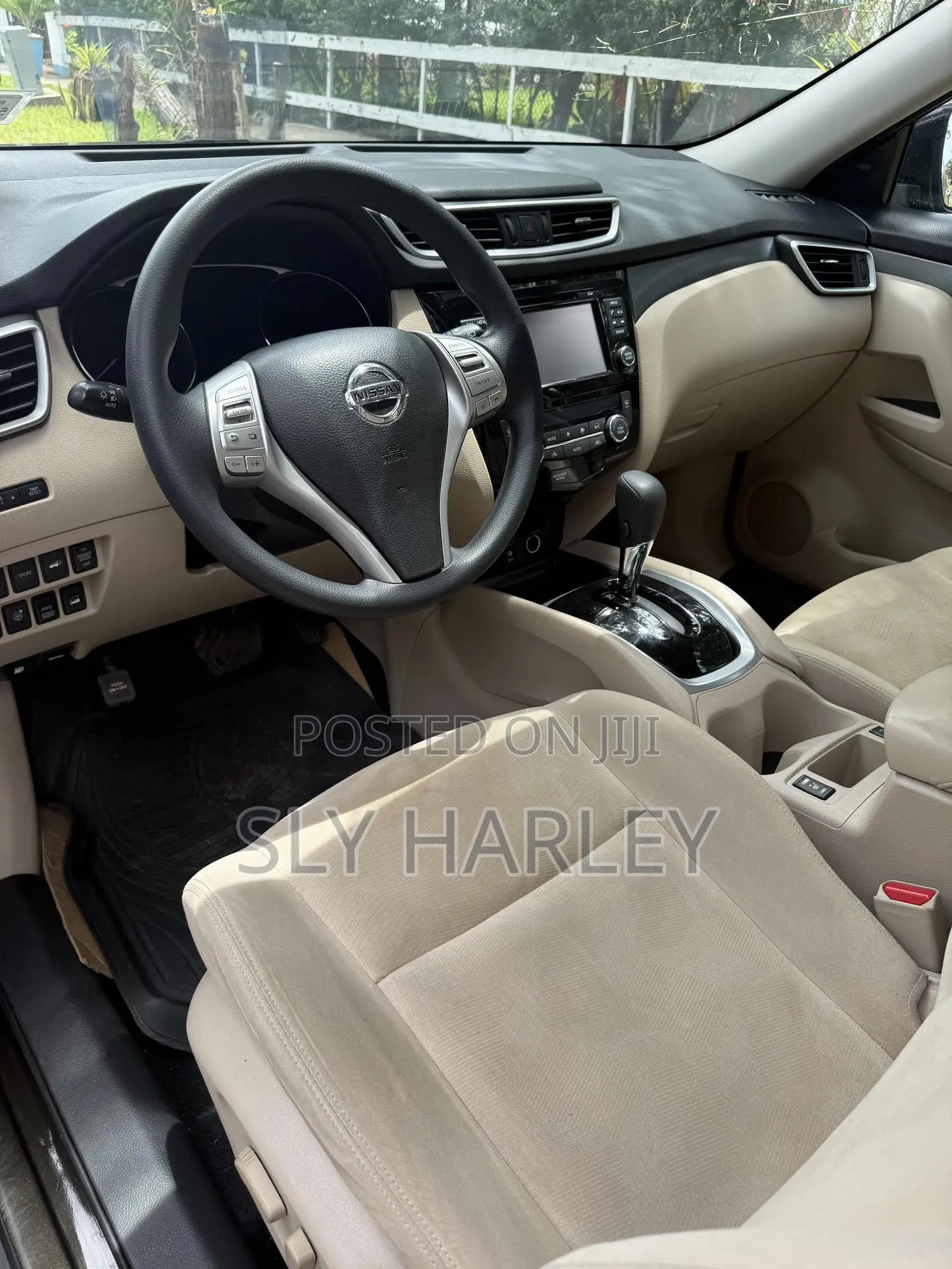 Nissan Rogue SV AWD 2016 Green