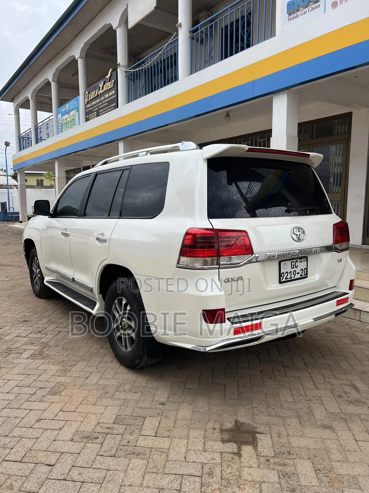 Toyota Land Cruiser 4.6 V8 GX-R 2013 White