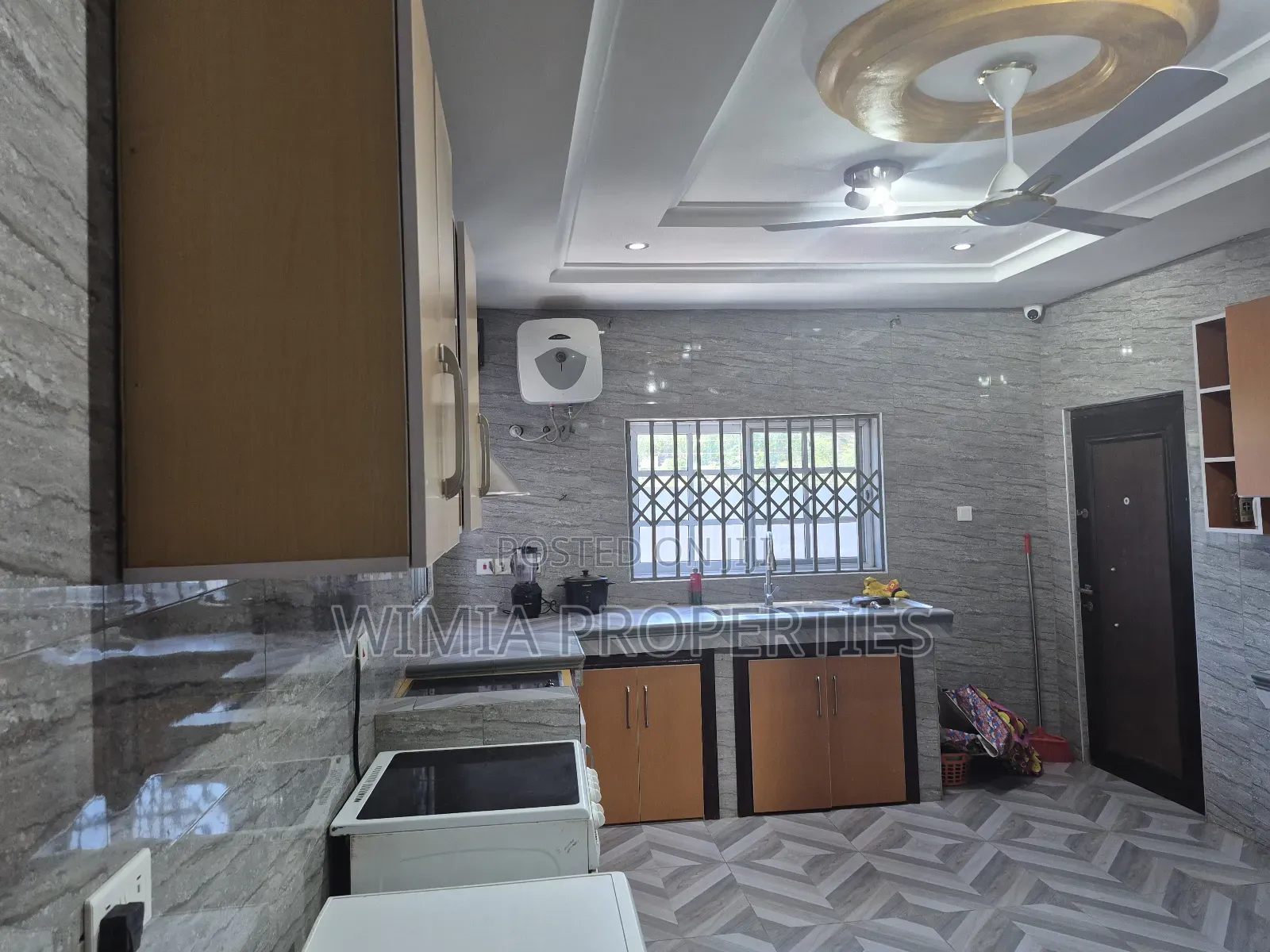 Furnished 7bdrm Maisonette in Jjs House, Gbawe for rent