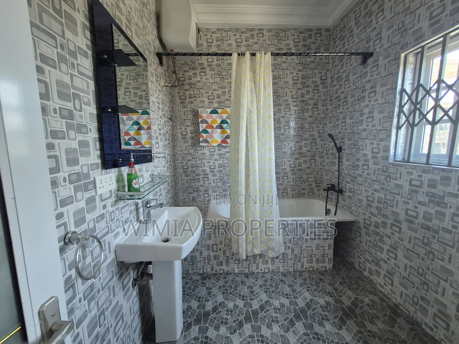 Furnished 7bdrm Maisonette in Jjs House, Gbawe for rent