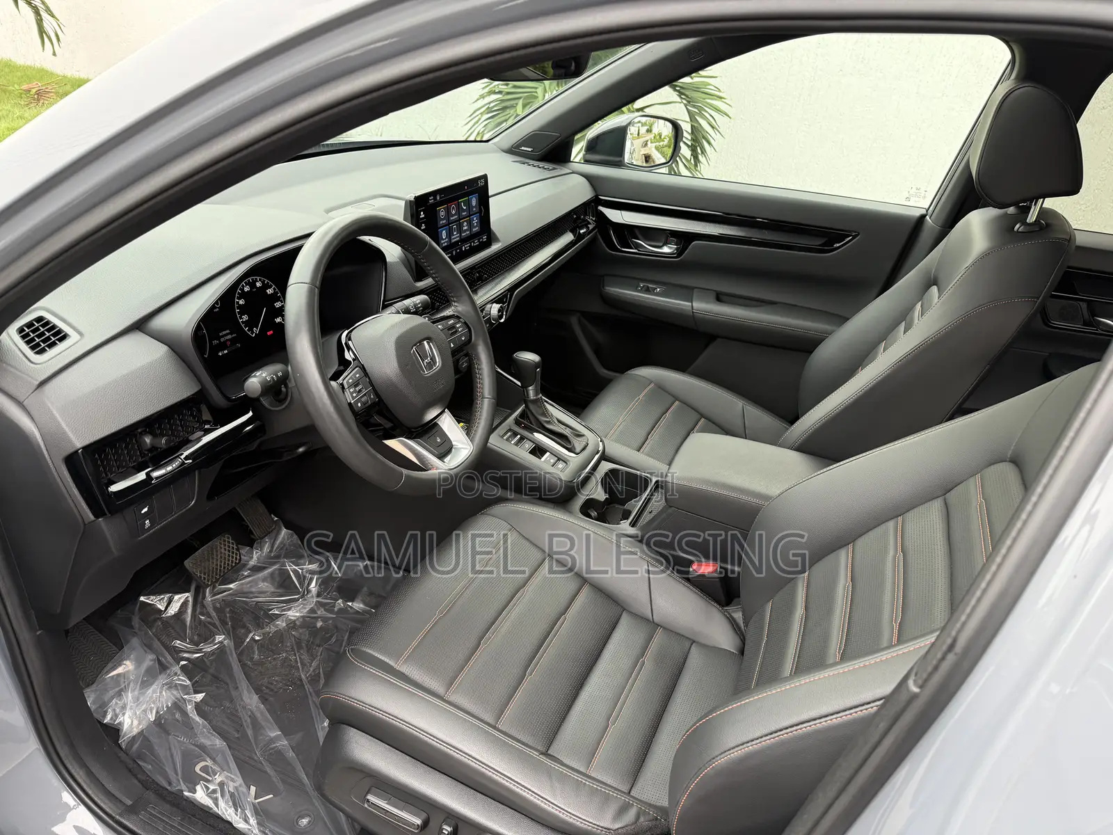 Honda CR-V 2024 Gray