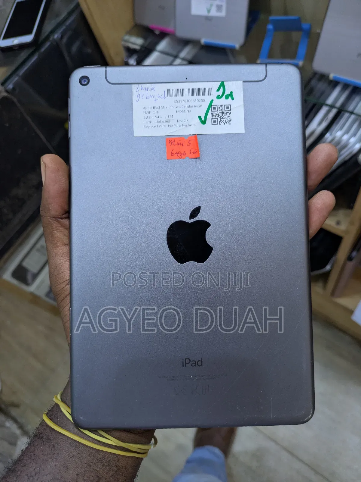 Apple iPad mini 5 64 GB Gray
