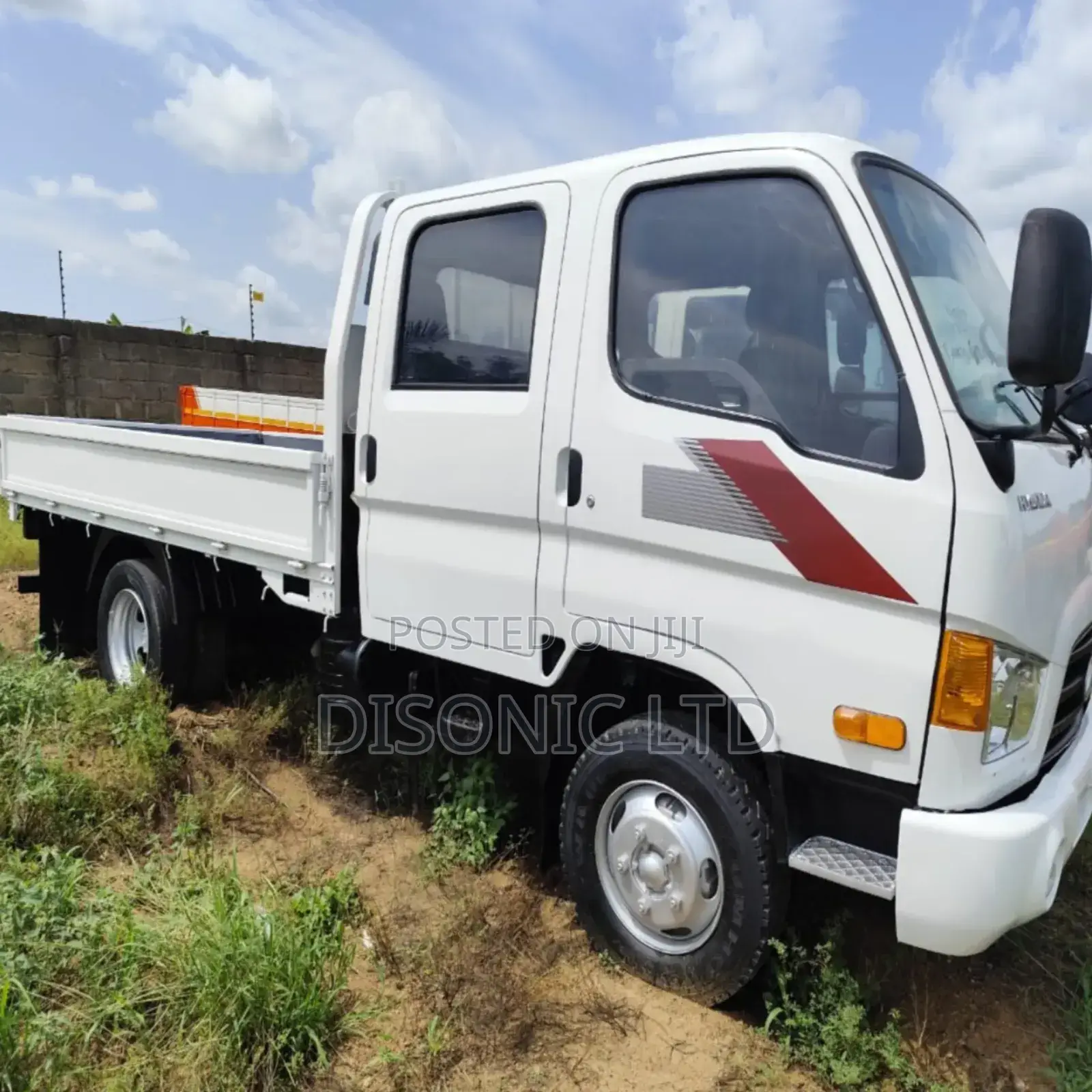 Hyundai Mighty Double Cabin 2015 White
