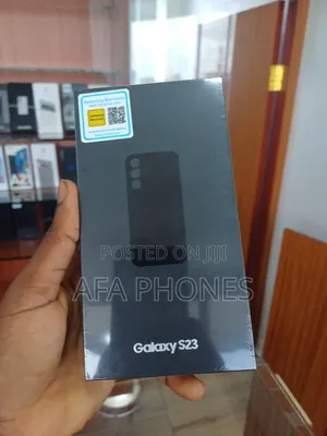 New Samsung Galaxy S23 256 GB Gold