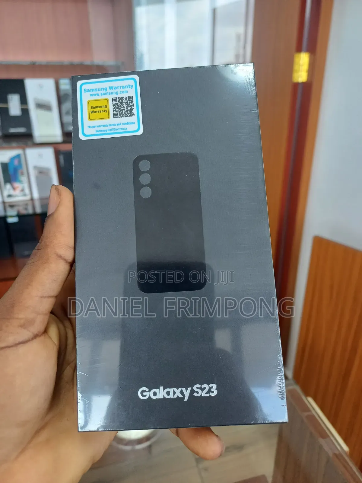 New Samsung Galaxy S23 256 GB Gold