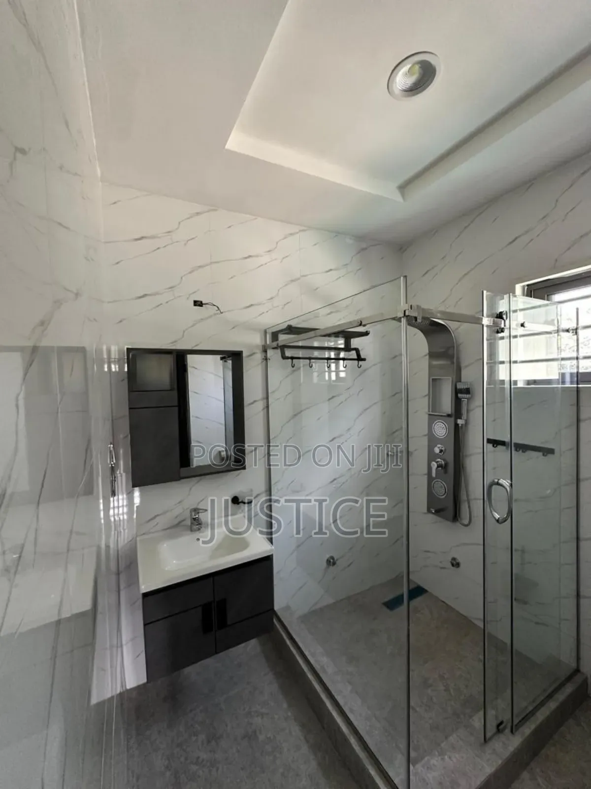 4bdrm House in West Legon, Police Station for sale