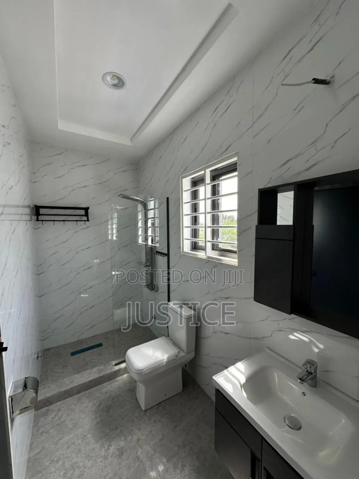 4bdrm House in West Legon, Police Station for sale