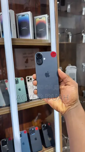 New Apple iPhone 16 128 GB Black
