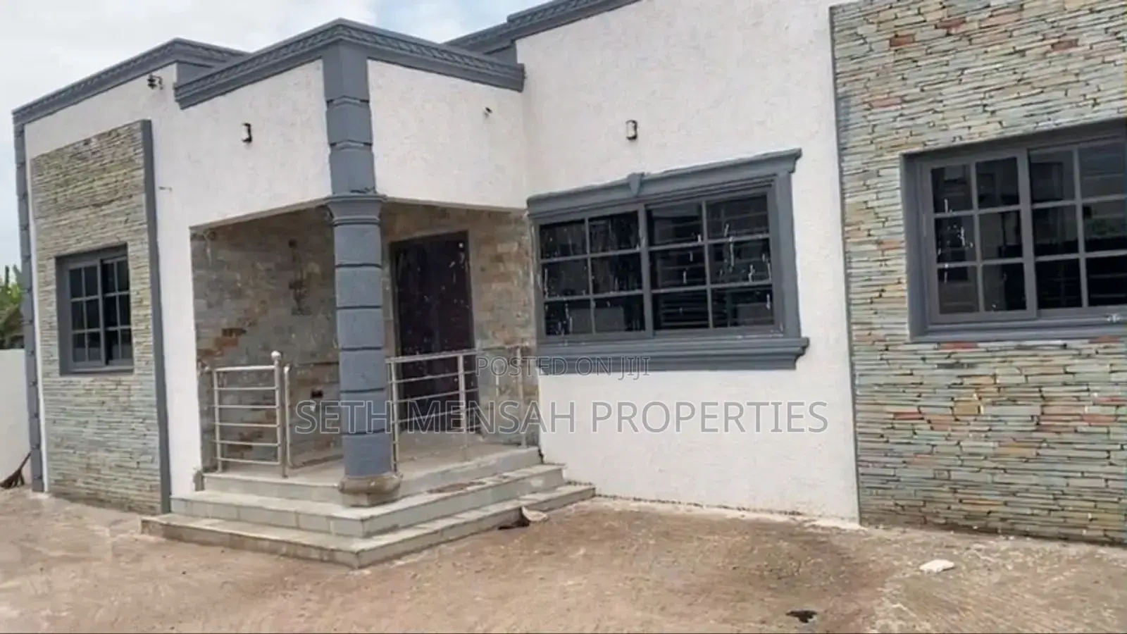 3bdrm House in Oyarifa for sale