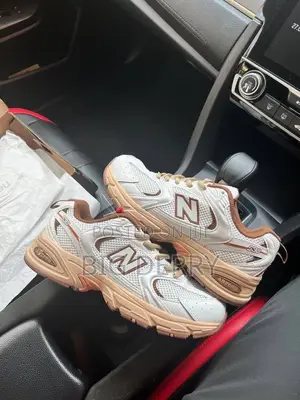New Balance 550
