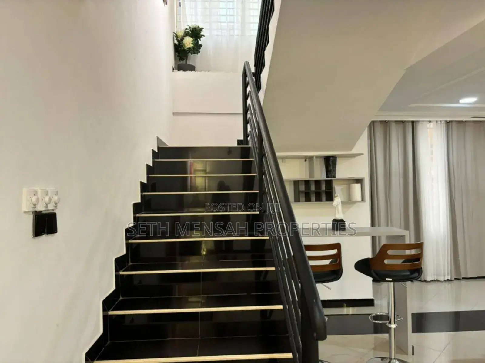 3bdrm House in Adjiriganor for sale