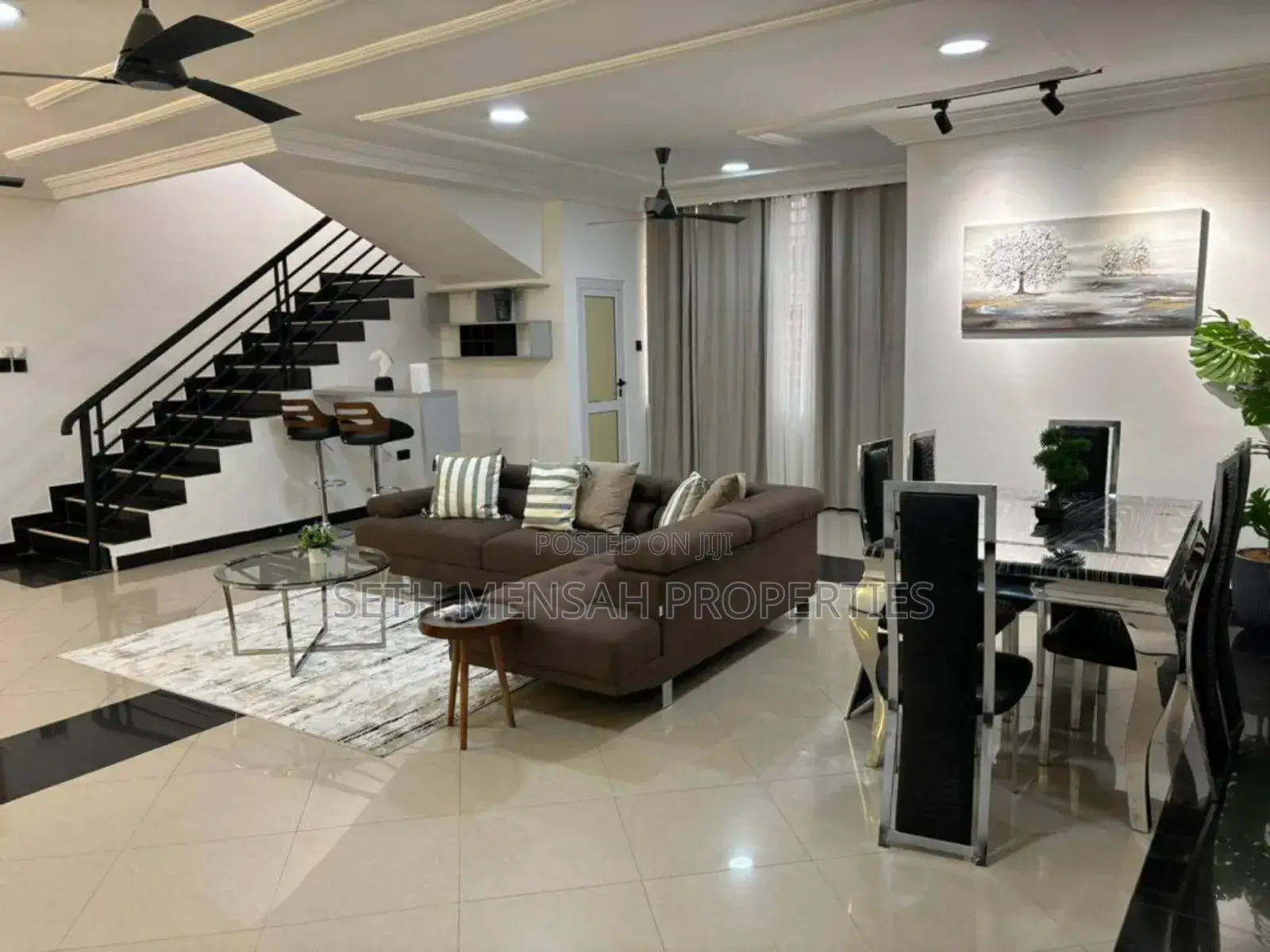 3bdrm House in Adjiriganor for sale